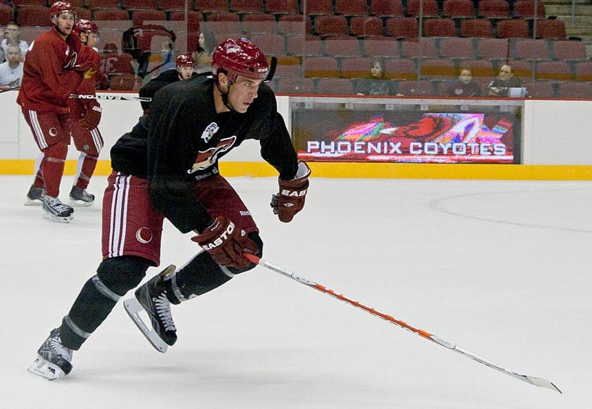 Taylor Pyatt Coyotes Practice, British Ice Hockey