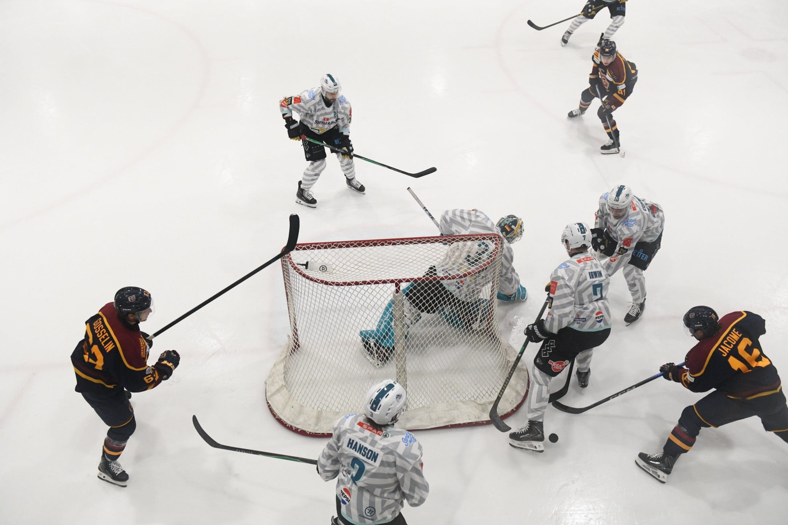 G4NZ6WZXYAA89hy Scaled, British Ice Hockey