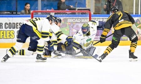 G8JQQ6iX0AAoFsU, British Ice Hockey