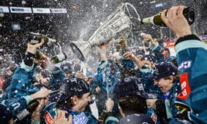 HElvAZ6WYAAlgdC, British Ice Hockey